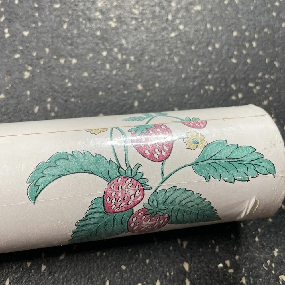 Vtg Carefree Wallcoverings Solid‎ Vinyl Wallpaper White W/ Strawberries 56 sq ft